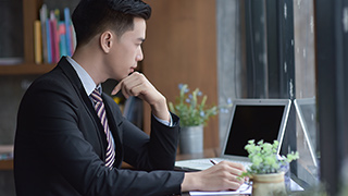 本当に自社の業務で使えるのか確かめたい